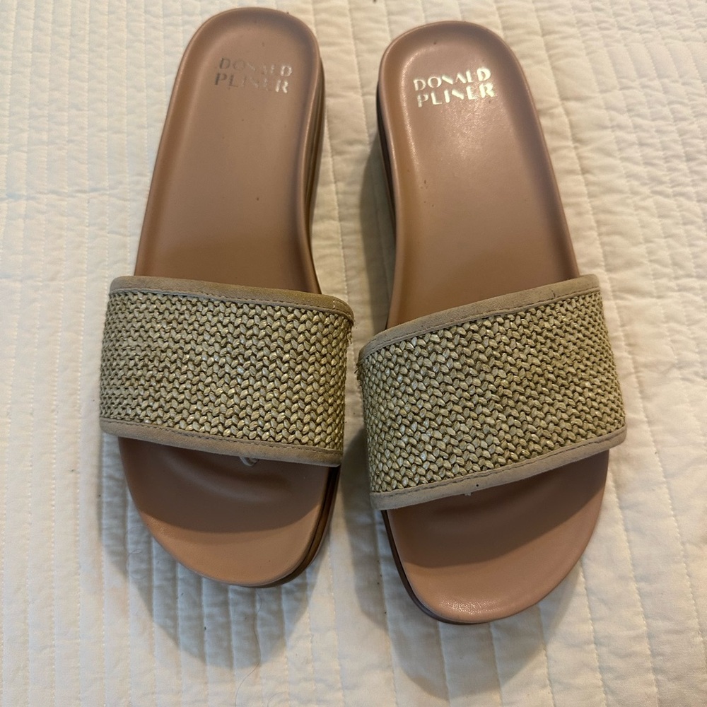 Donald J. Pliner Tan Sandals with Sparkly Strap